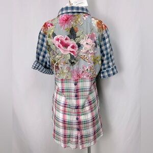 NWT Aratta Short Sleeve Split Back Blouse, Size Small